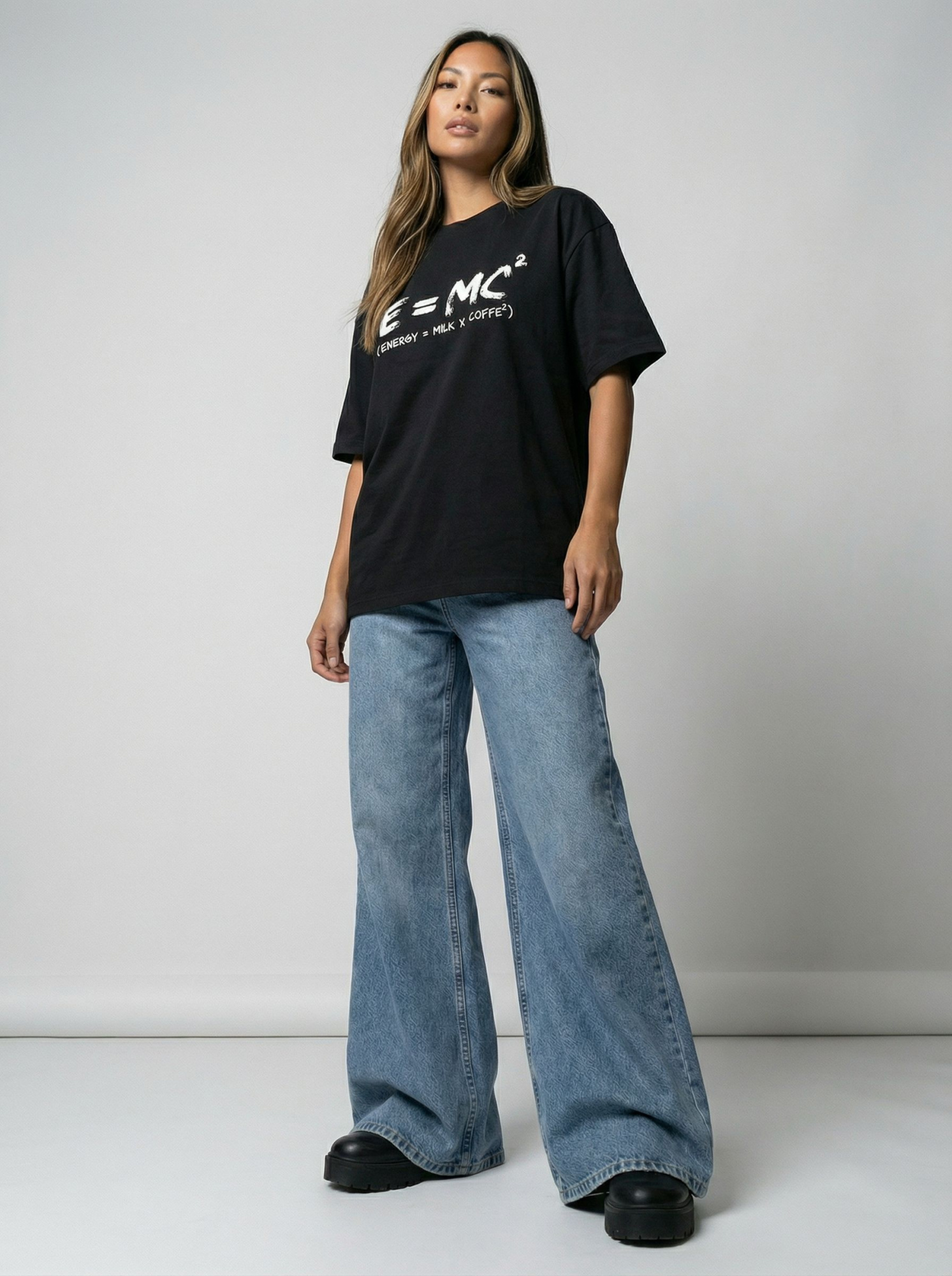 Футболка женская оверсайз MOOD, print E=MS2